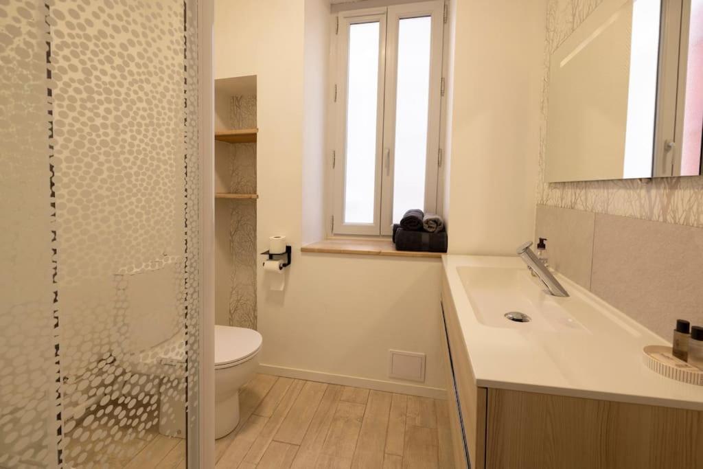 Le Cosy C - T2 Tout Equipe - Centre-Ville Gare Montluçon Kültér fotó